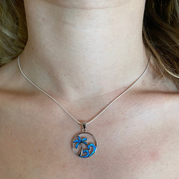 .925 Sterling Silver Waves and Palm Tree Necklace - Picture 6 of 16